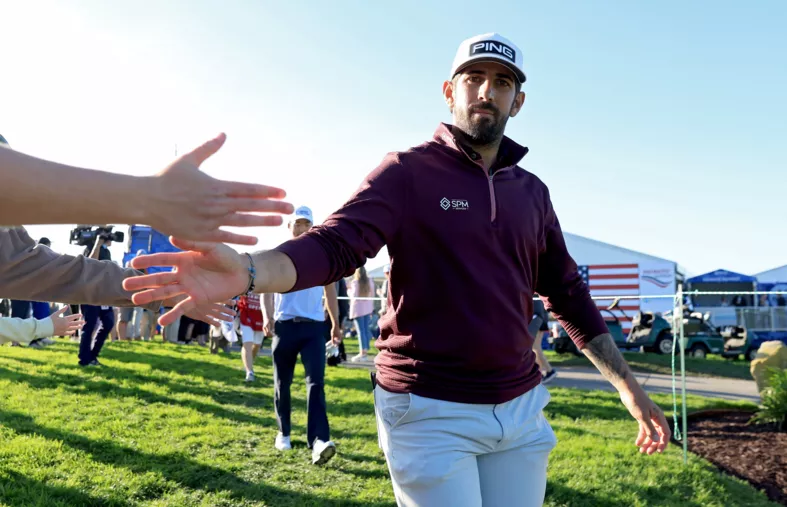 Farmers Insurance Open : Pavon résiste et grappille