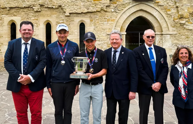 Trophée Michel Carlhian : Rusbridge vainqueur, les Bleus écartés en demies